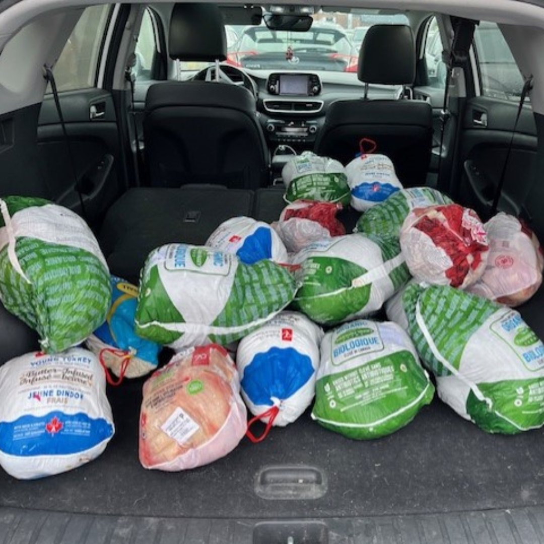 A huge #ThankYou and shout-out to our friends at Fortinos for generously donating turkeys for our Caledon neighbours. We're so grateful for your caring support! #Caledon #FoodSupport #GivingBack