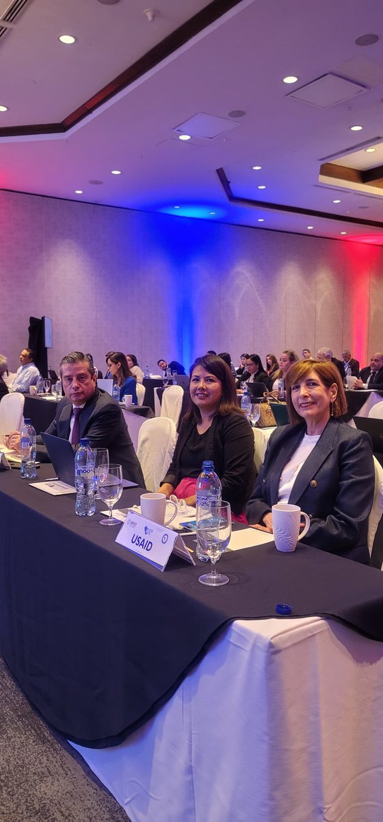 fecamco's tweet photo. Miembros de FECAMCO participan en la cumbre empresarial CClE denominada "Retos y oportunidades del sector privado para apoyar la facilitación del comercio e integración Centroamericana", donde se abordan temas de interés para potenciar el trabajo del sector privado de la región. https://t.co/d2cE5NjMcT