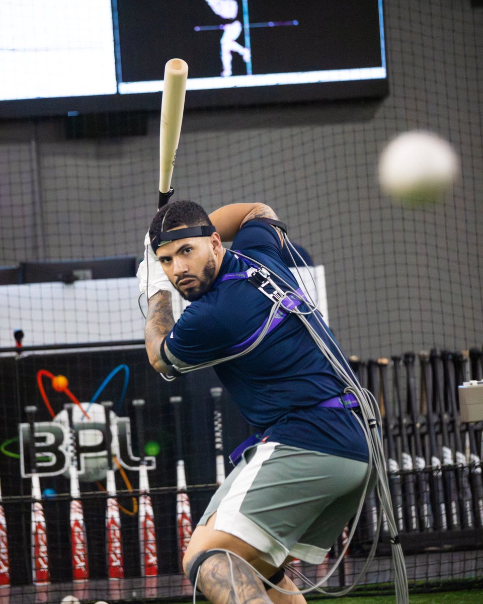 MarucciSports's tweet image. When Gleyber pays a visit, you know it's go time. @TorresGleyber dropped by to strategize with the experts at @theBPLdotcom, ensuring his gamers are finely tuned and ready for the long season ahead.