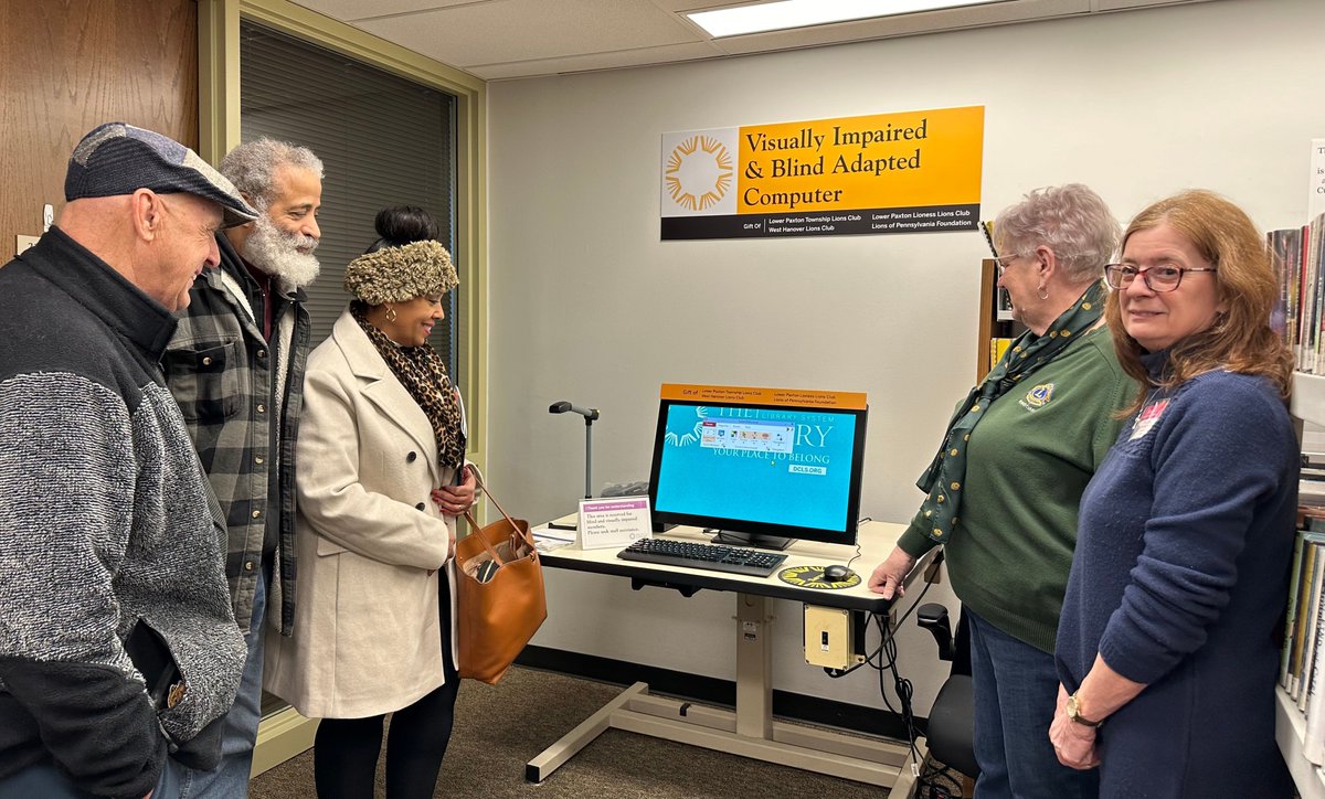 DCLS_Library's tweet image. Did you stop by our MLK Volunteer Fair last week? The Library&apos;s volunteer fair showed off the amazing volunteer work being done by members of our community and gave participants a chance to get involved in the community through volunteering.
📸 by Ruby Doub