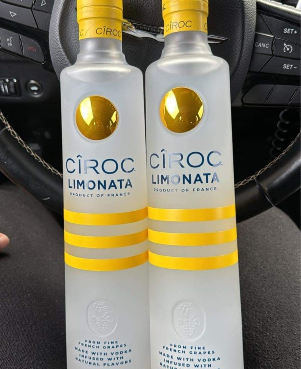 JakeFeverCo's tweet photo. My Guy TappedIn the plug with this one!! Must Try #cirocboy #ciroclimonata #ciroc #yesssuhhh https://t.co/TLQYPL4ZAg