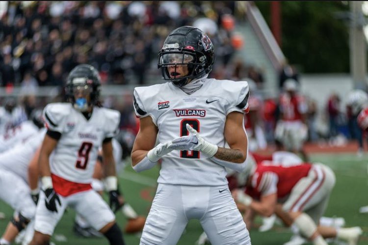 #AGTGI am blessed to receive a PWO to CalU as a Vulcan! Thank you so much @CoachSalsCalU and <a href="/VulcanFootball/">California (PA) Vulcan Football</a> for the amazing opportunity! <a href="/oso_mont/">Demonte Martin 〽️9NT 🧘🏾‍♂️</a> <a href="/PaFootballNews/">Pennsylvania Football News</a> @PRZPAvic <a href="/RecruitsYork/">YorkRecruits</a> <a href="/footballcoach79/">coachweider</a> <a href="/RussellStoner24/">Russell Stoner</a> <a href="/AFL_YorkPA/">AFL York PA</a>