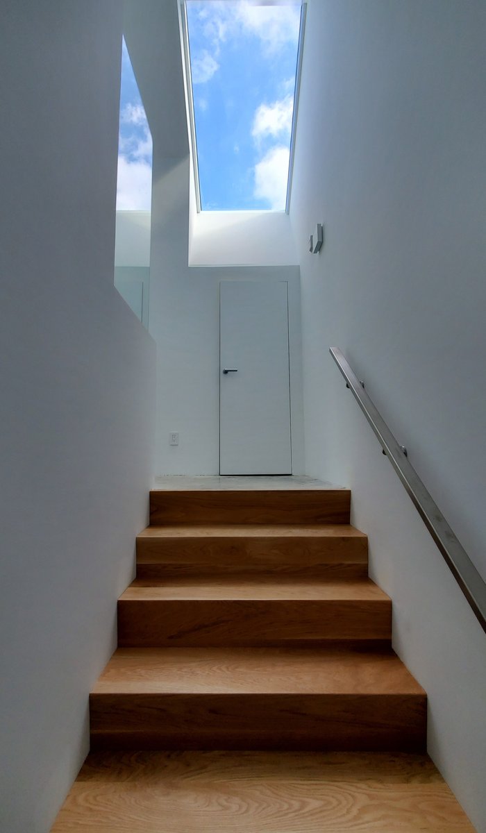 shapearch_'s tweet image. From the vault: sharing some exclusive shots of our Keefer Street Development in the Strathcona neighbourhood. This project consisted of a three-unit building on an infill site, as part of a heritage revitalization agreement.

#SHAPEArch #SHAPEArchitecture #fromthevault