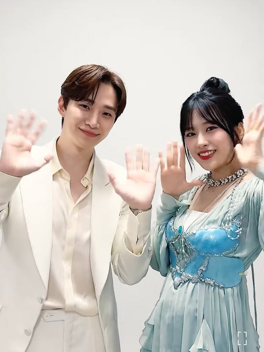 jojiseon61's tweet photo. ์กด์์กด์๐
#์ด์คํธ #LEEJUNHO
#์คํธ #JUNHO
#IVEAlINight #AllNight https://t.co/gn2qJbF0Pg