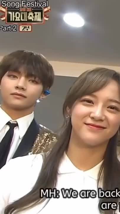 sunflosmileytw's tweet photo. @taeguide ok, i'll take this *long lost twins crumbs 🤣💓 https://t.co/uZOu5f90MQ