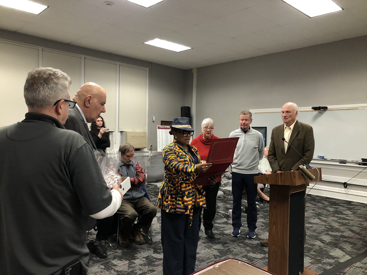 A great night as <a href="/07003schools/">07003schools</a> recognizes the <a href="/NJBEF/">BEF</a> and their support of many projects including @bloomfield_esports most recently.  Thank you!