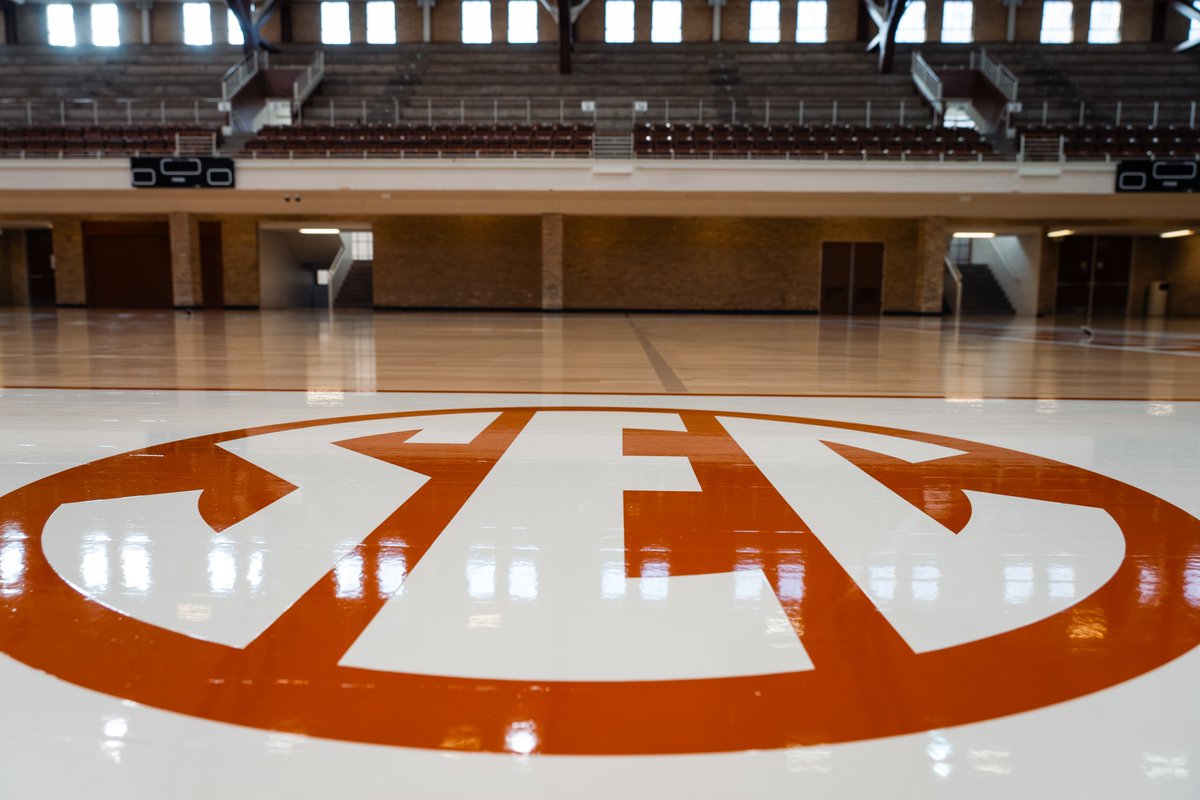 New floor looking nice 😍

#HookEm