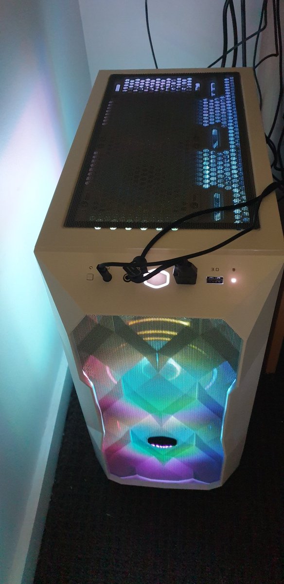 Good news everyone! I finally have a PC. This means that quality of gameplay will be increases. Sadly there will be a delay in videos while i wait for everything to transfer over from my laptop.
