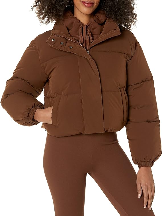 MSH59185's tweet photo. Women's Crop Puffer Jacket.🧥✅

More …https://t.co/YWDPMYGHlG
🇺🇸
#JoeMauer #BillyWagner #KariLake #RHOSLC #Barbie #ENTERME #LATimes #drwfirstgoal #Telesco #NewHampshirePrimary #Dame #CharlesOsgood #LightningStrikes #LCDLF4 #Beltran #AlphaFox #Oscar2024 #Bucks #Robocall #USA https://t.co/zr1HWUoW0b
