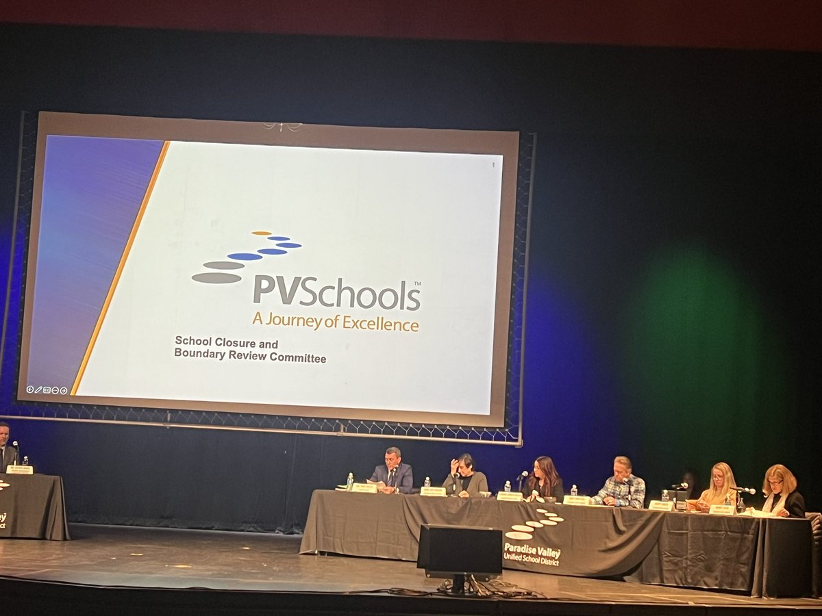 In Paradise Valley, listening to a horribly sad community forum around #SchoolClosures 😞 The district is considering closing 9% of their schools, which will hurt the whole
community. At fault, “choice” (aka, #vouchers) & AZ being 49th in the country in per-pupil funding 🧵