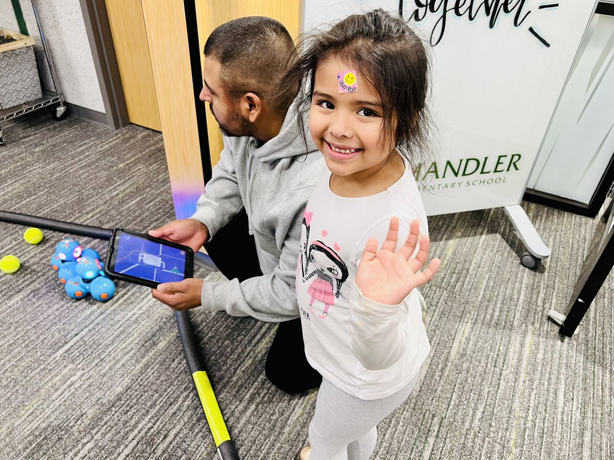 Bobbie Allen (@chandlerprin) on Twitter photo #WeDoScience at Chandler! We had the best evening at our annual Science Night! Thank you to our <a href="/CC_PTA/">Chandler Cheetah PTA</a> for hosting this wonderful event for students and families! <a href="/cheetahchandler/">Chandler Cheetahs</a> #WeDoScience at Chandler! We had the best evening at our annual Science Night! Thank you to our <a href="/CC_PTA/">Chandler Cheetah PTA</a> for hosting this wonderful event for students and families! <a href="/cheetahchandler/">Chandler Cheetahs</a>