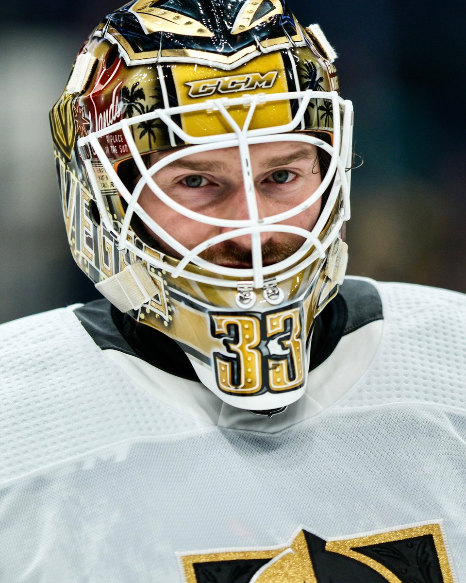 GoldenKnights's tweet photo. he is so back. 

⛰️⛰️⛰️ https://t.co/E0AWWbIppT