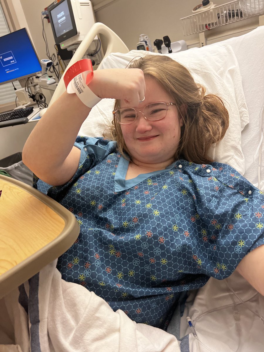 Lamarpastor's tweet photo. 8 hours after surgery!! Elley is a champ!! Keep Praying @midtownmiddies @ButlerTech #elleysHope https://t.co/3RmxdaBUw8