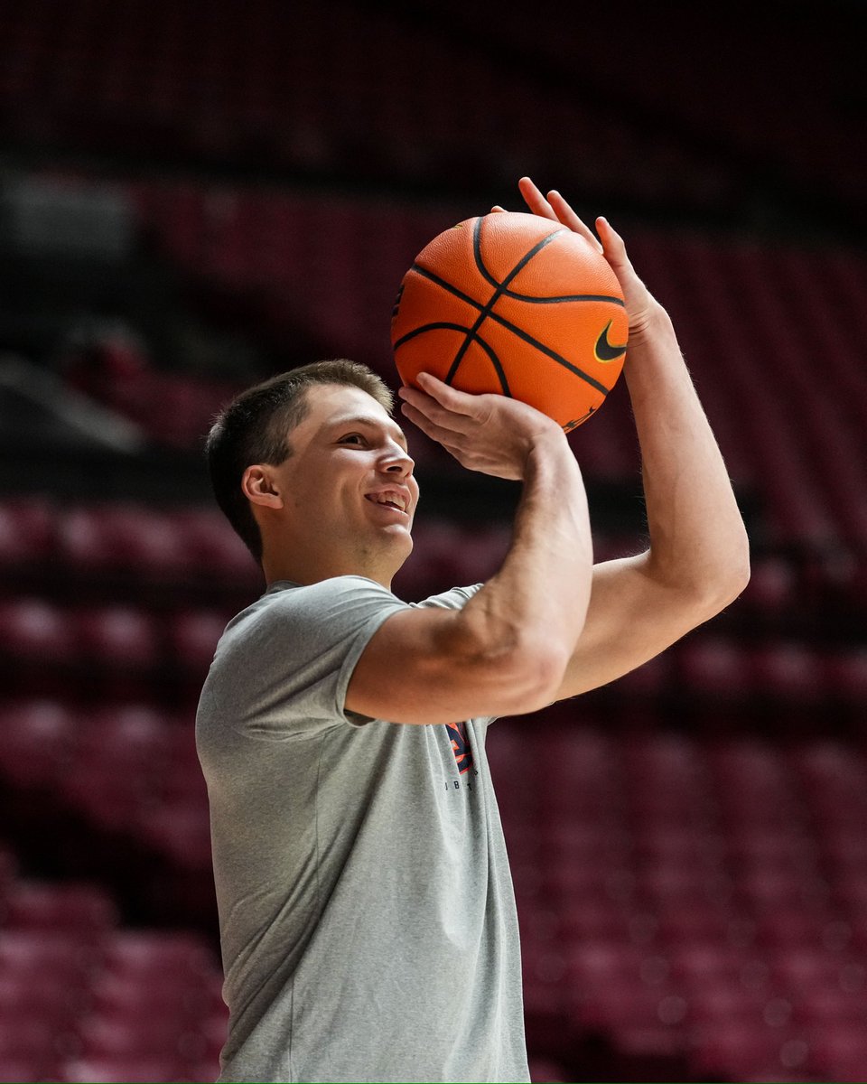 AuburnMBB's tweet photo. Arrived and ready 🗣️ https://t.co/6sWTrVGVOX