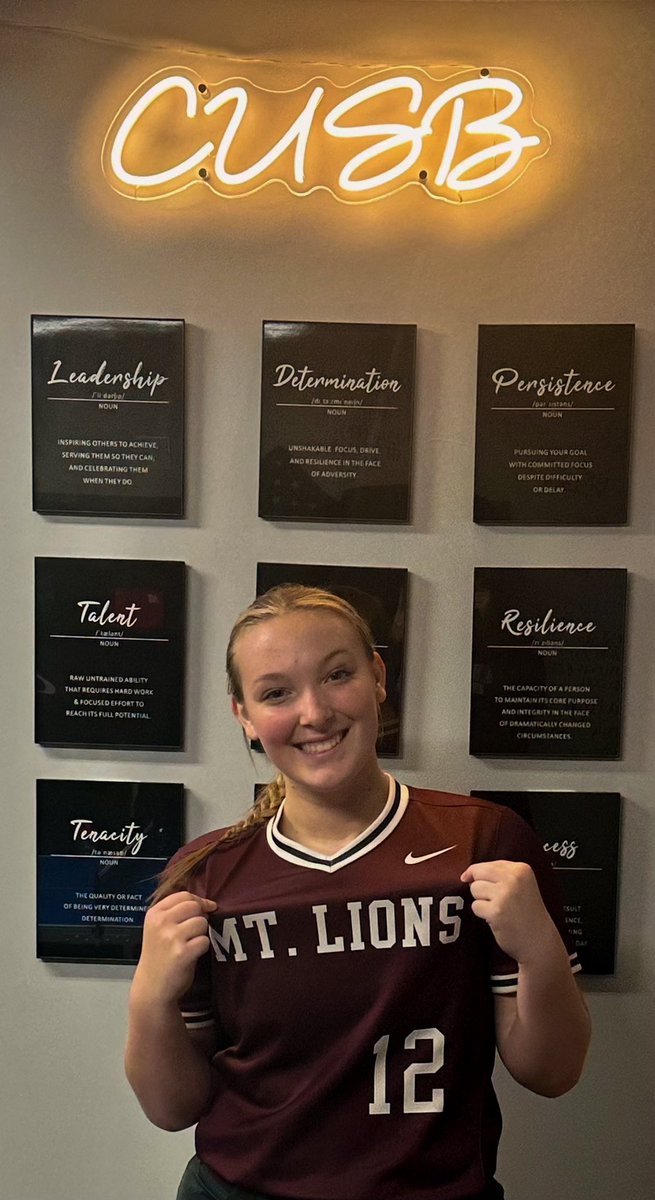 Super excited to be a Mountain Lion! 🐾Thank you Coach Morris for this amazing opportunity!! <a href="/MtnLionSoftball/">Concord Softball</a> <a href="/coach_morris13/">Alyssa</a>