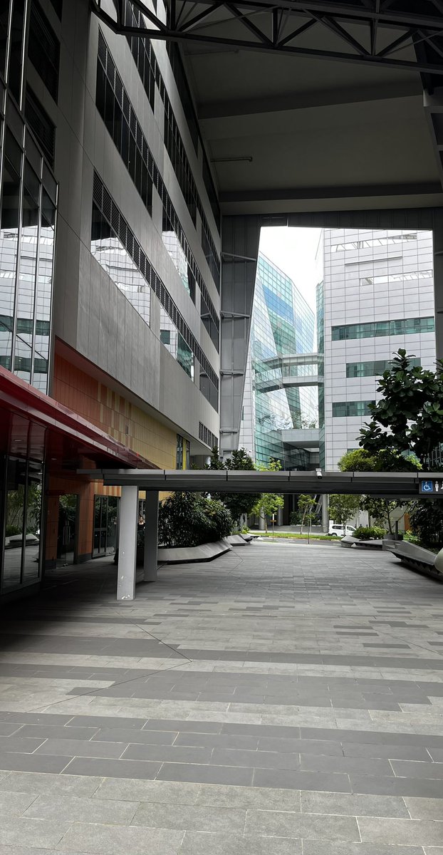 waallouh's tweet image. Singapore 👀😱@skullnbonesgame @Ubisoft