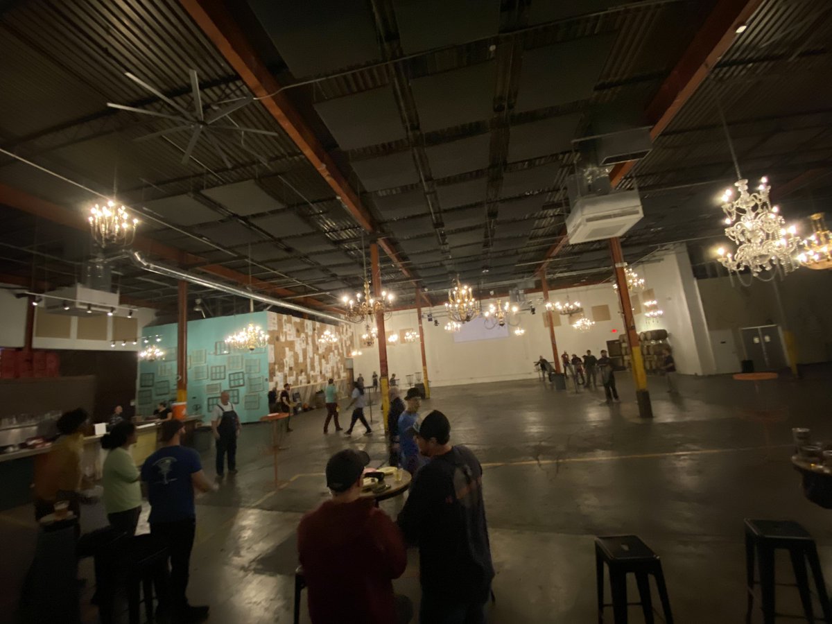 SageGuyVG's tweet photo. Shout out to @MondayNight for allowing us to host Intown Atlanta DGC’s putting league at the Garage every Tuesday! Great turnout, selling our each week so far 🤘#discgolf #atlanta https://t.co/PUK05wOsSo
