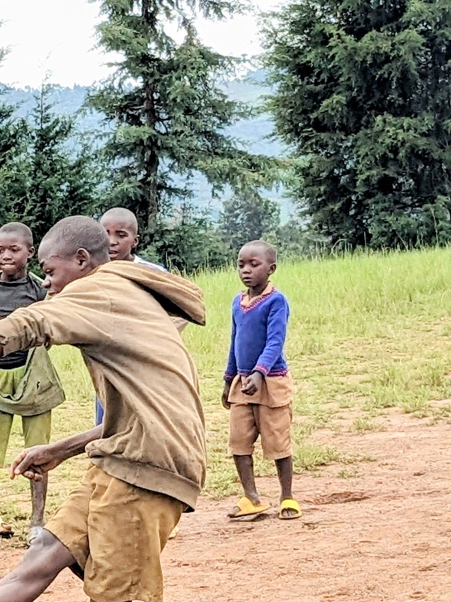 HWC_Development's tweet photo. After studies and every weekend through in #AmanTobeProgram different children from different unserved families they meet with our volunteers to learn and get inspiration about their lives, Behaviour change,  values, #SRHR and ending #GBv as future's men. #NoOneLeftBehind https://t.co/SmN77r6nWu
