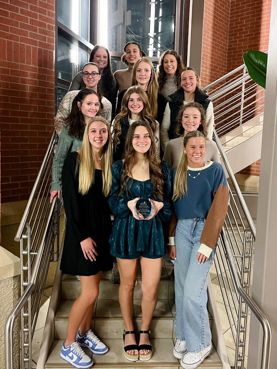 Olathe - City of CHAMPS!! 🏆💙
Thank you, <a href="/CityofOlatheKS/">City of Olathe, Kansas</a> for recognizing the girls at tonight’s City Council Meeting! Always fun celebrating these girls! 💙