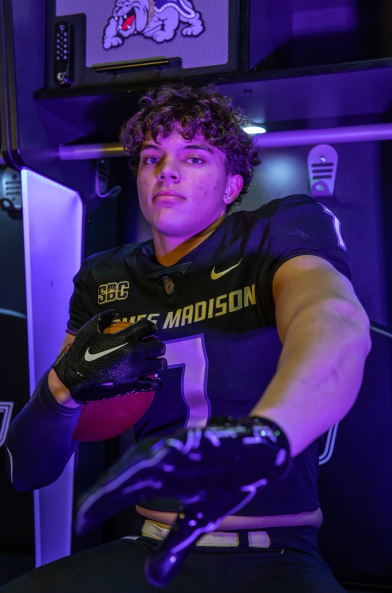 jaelynallen12's tweet photo. I had a great visit at JMU!! Thank you to the coaches I met and showed me around! JMU offered! @CoachSparber @Coach_DKennedy @Coach_DiMike https://t.co/d1pTxdBt9d