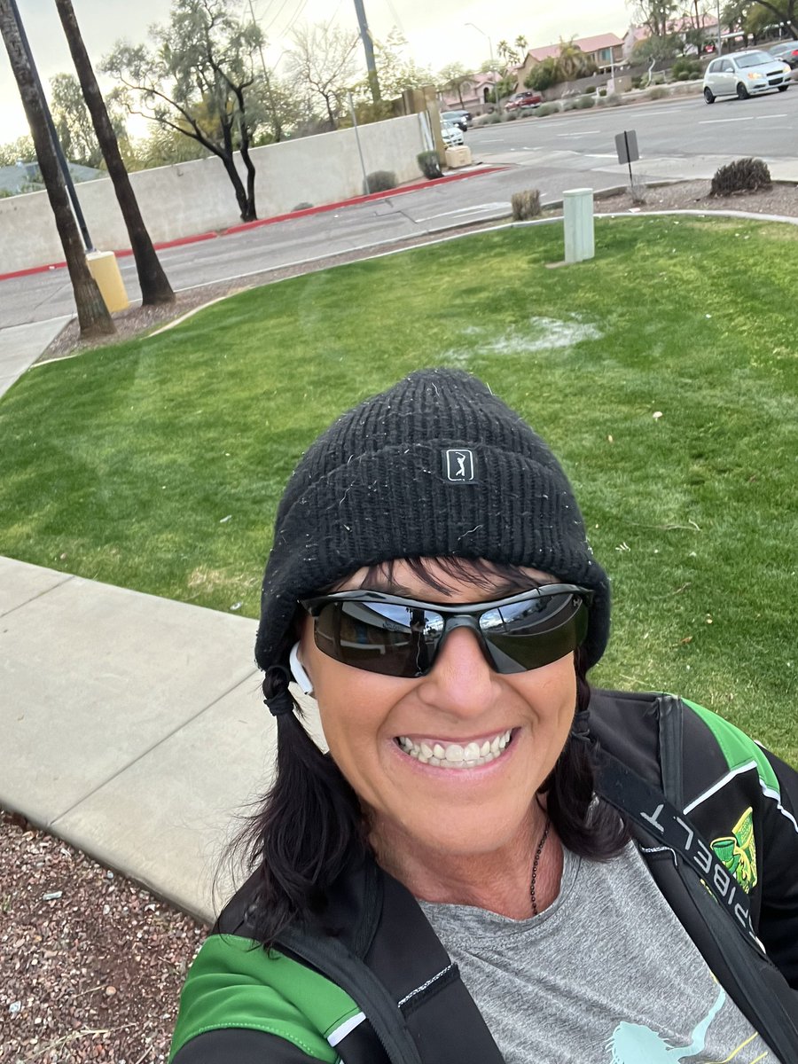 CanChaserFergie's tweet photo. Beat the late afternoon rain with a 1.50 mile #Run after an 11-hour workday! Feeling great now :) #Runner #RunnerGirl #Exercise #Workout #Healthy #Arizona #MakeTheTimeToWorkout #GetTone #StayInShape #Happy #Smile #BurnCalories https://t.co/KDHNibzbXm