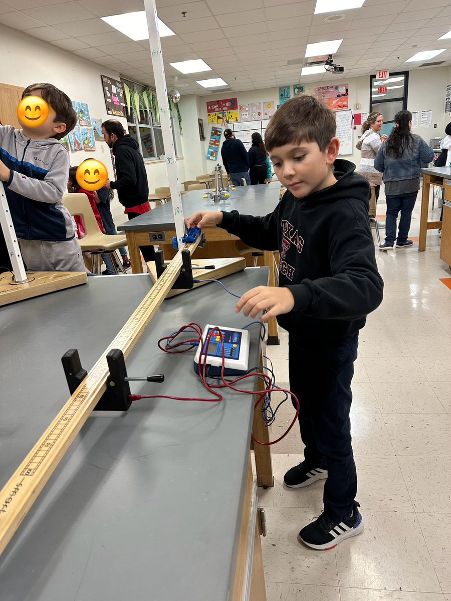 Liliana Middlebrooks, M.Ed (@mrs_mbrooks) on Twitter photo Tonightās Bobcat Showcase was so much fun that my future <a href="/TravisMSBobcats/">Travis Bobcats</a> scholar told me that he canāt wait until he is in 6th grade! Tonightās Bobcat Showcase was so much fun that my future <a href="/TravisMSBobcats/">Travis Bobcats</a> scholar told me that he canāt wait until he is in 6th grade!