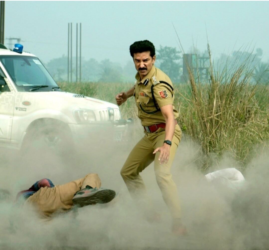 Shapath 2 Movie: Tota Roy Chowdhury starring upcoming action thriller’s shooting begins

Visit: bit.ly/42f4WFV

#Shapath2 #Shapath2Movie #TotaRoyChowdhury #RajaChanda #PaeanSarkar #NewBengaliMovie #ActionFilm