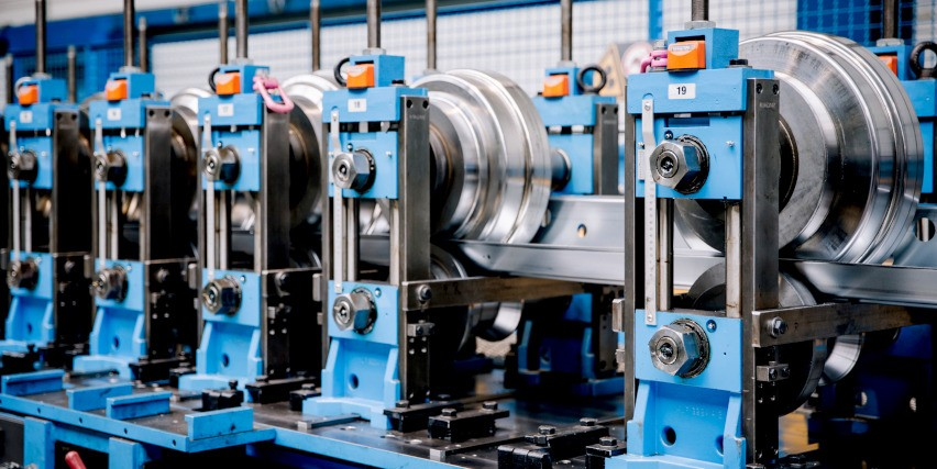ReizAutoparts's tweet photo. REIZ's products cover various metal parts, such as commercial vehicles body structural parts, chassis and bumpers. Our plant possess production lines with advanced roll forming machines which used to shape metal materials into complex profiles with consistent cross-sections. https://t.co/2hjpSqkcga