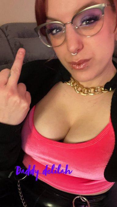 As if a beta like you ever had a chance  with a Goddess like me😈  This is more than you deserve bitch