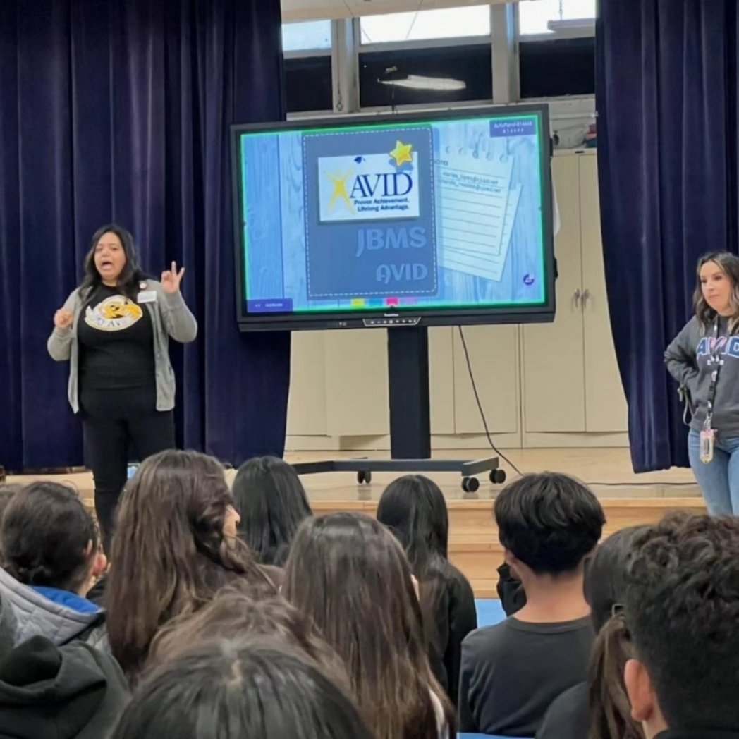 👏 Huge thanks to @JBMS_CJUSD for sharing the incredible #AVID program with our 6th graders today! We appreciate you getting our RAMS excited for middle school success! #WeAreRAMS #cjusd