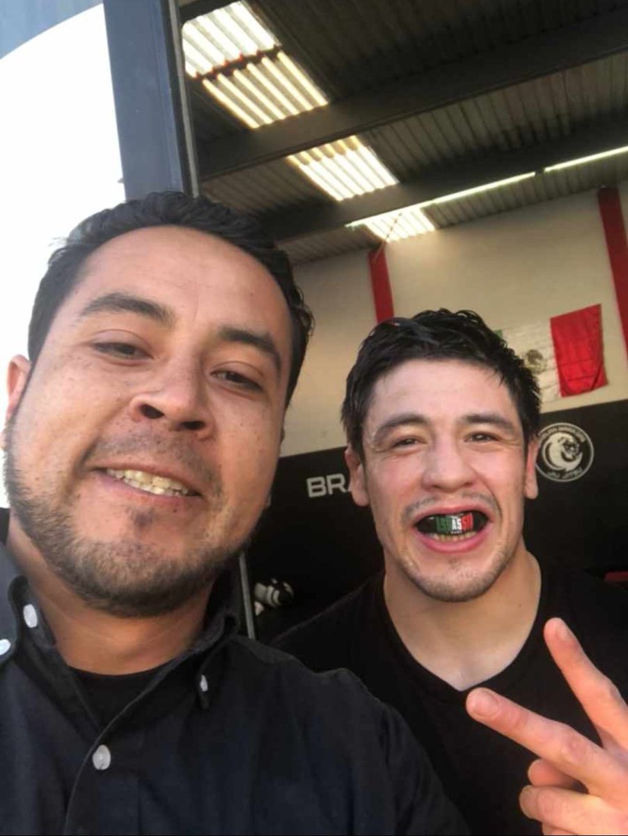 #Puebla 

🤳🏻Pues aquí casual con el campeón de la @ufc el famosísimo Brandon Moreno  @theassassinbaby