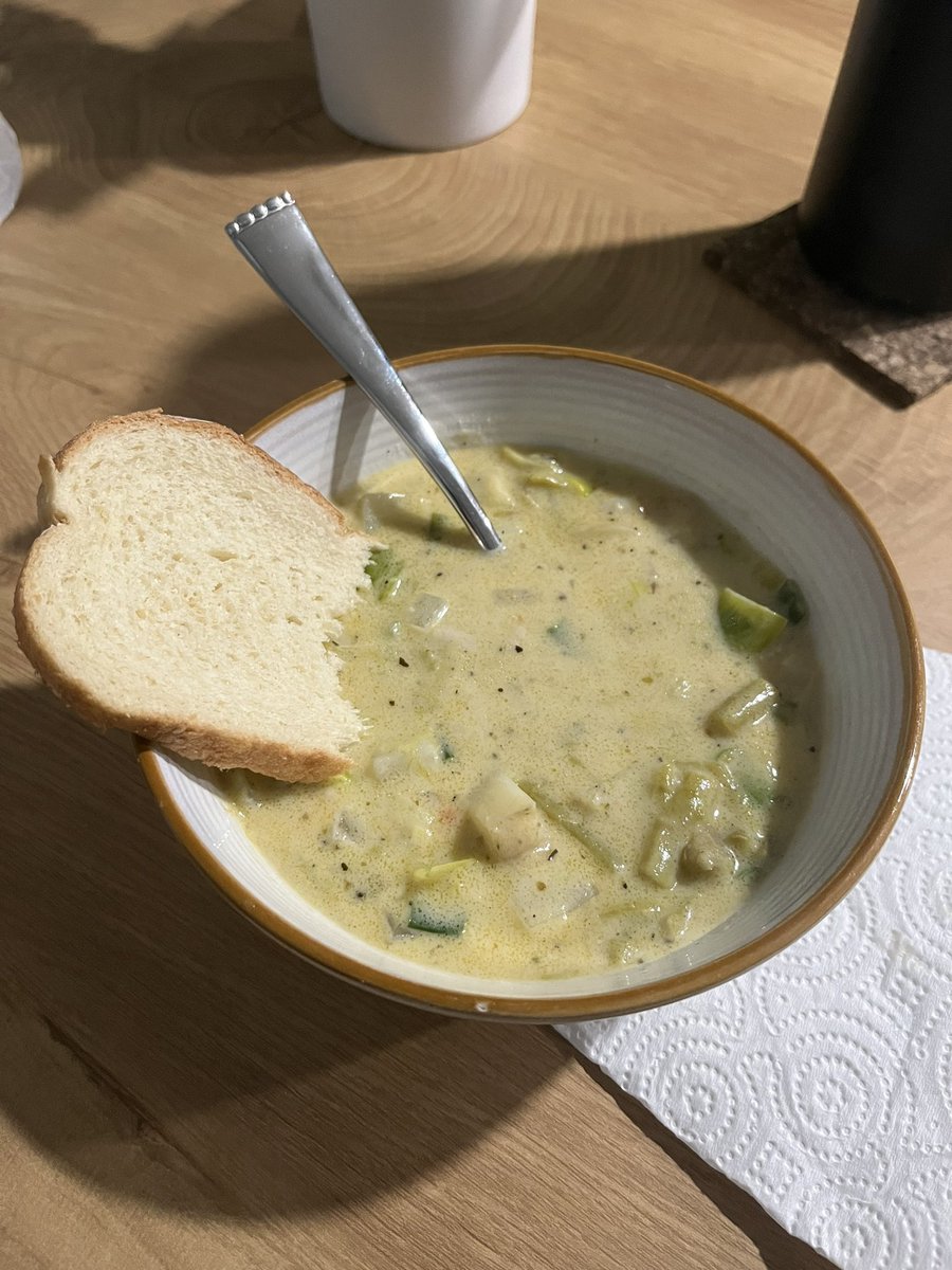 AlexKnightBooks's tweet image. Inspired by a Redditor who did this, I made the fiddlehead soup recipe from #BG3. It’s really good!