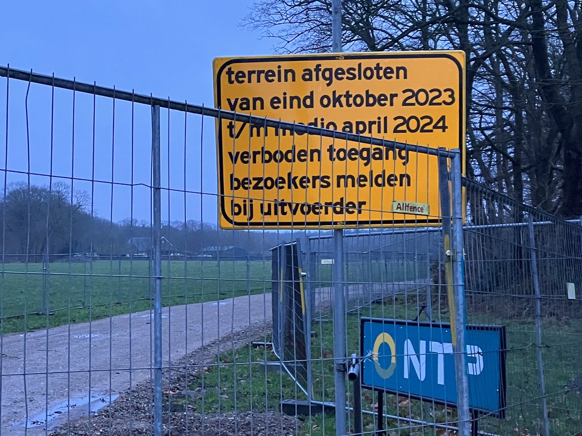 Gisteravond live op <a href="/NPORadio1/">NPO Radio 1</a> in de mobiele studio van <a href="/dagen_5/">5 Dagen</a> verteld over #drugsafval en de sanering van de #drugsput. Heeft het ook mooie dingen opgeleverd? En wat zou ik zeggen tegen iemand die wel eens een partypilletje slikt? Luister hier terug👉🏻  nporadio1.nl/uitzendingen/5…