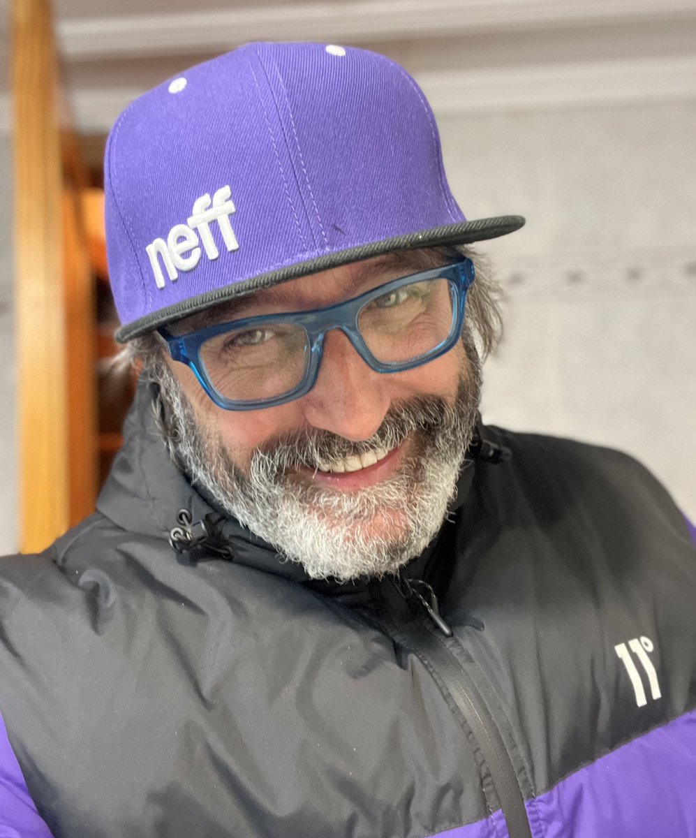 febregrana's tweet photo. Amb aquest hivern de xufla, em fa que a aquesta barba li queda un telediari, de moment m’ho vaig pensant. 🤦♂️🤭
#calufa #hivern #barba #FotLiGasto https://t.co/DTkOI0X02L