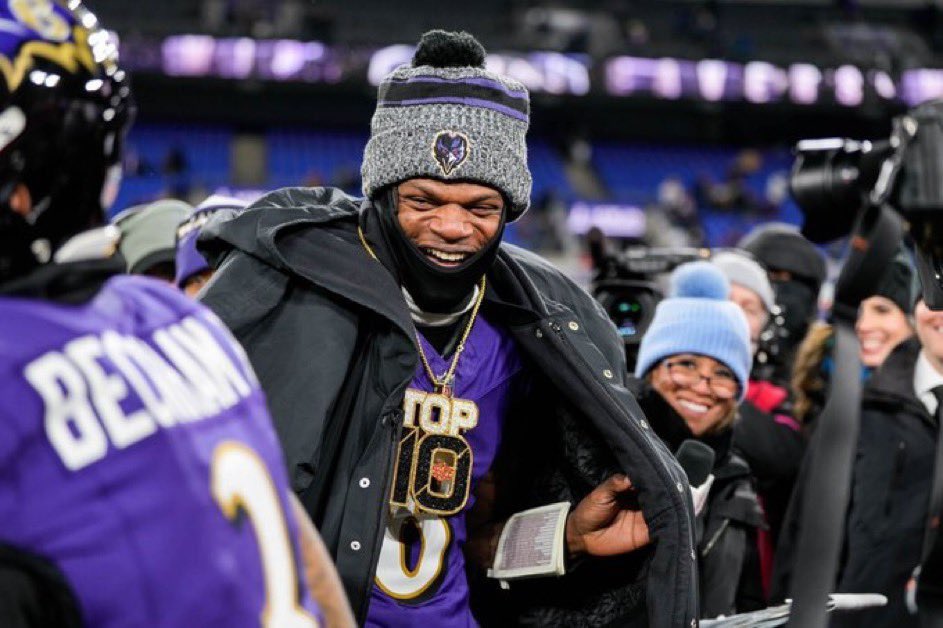 stone_2x's tweet image. I trust 8 over any player in the league. He got us.