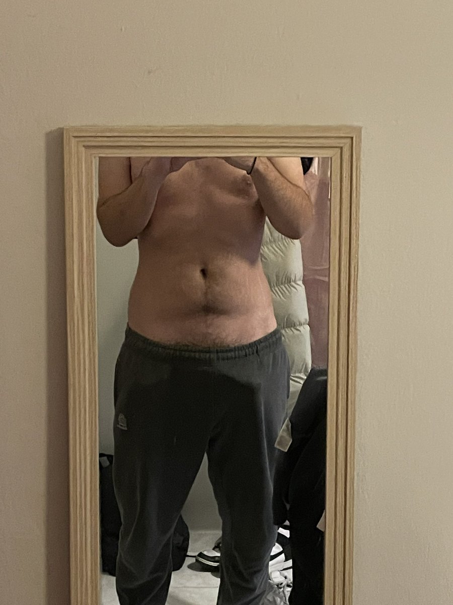 Κάπως έτσι ξύπνησα😉 #greekguy #greekfeet #greekgay #guy #feet #gay #greekbi #greekgayboy #greekcum #greekpoutsa #greekdick #greekman