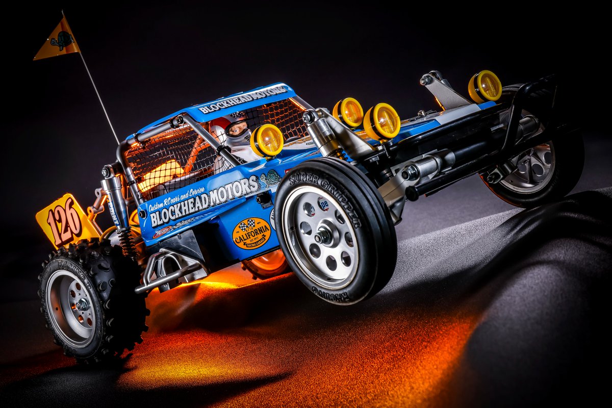 つい走らせたくなる写真と共にご紹介。 ワイルドワンオフローダー