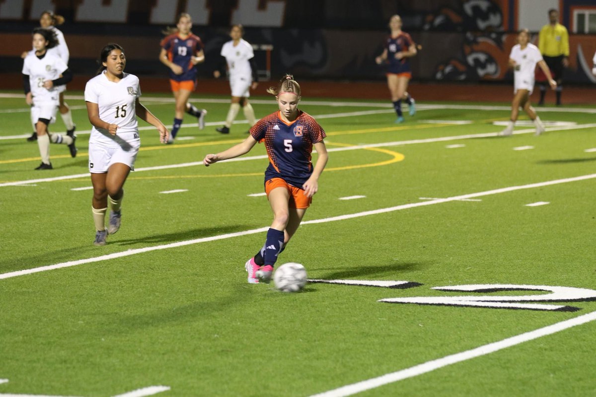 BridgelandGS's tweet photo. First district game at home is a W and a shutout!

Taylor B ⚽️
Maddy ⚽️🅰️
Kayla ⚽️
Flori ⚽️🅰️
Cat ⚽️
Hayley ⚽️
Elle 🅰️
Marty 🅰️
Ciera 🅰️
OG ⚽️

POTM: Hayley Broeder and Taylor Barton

#NEEE #BridgelandBest https://t.co/edIrRoXr1O