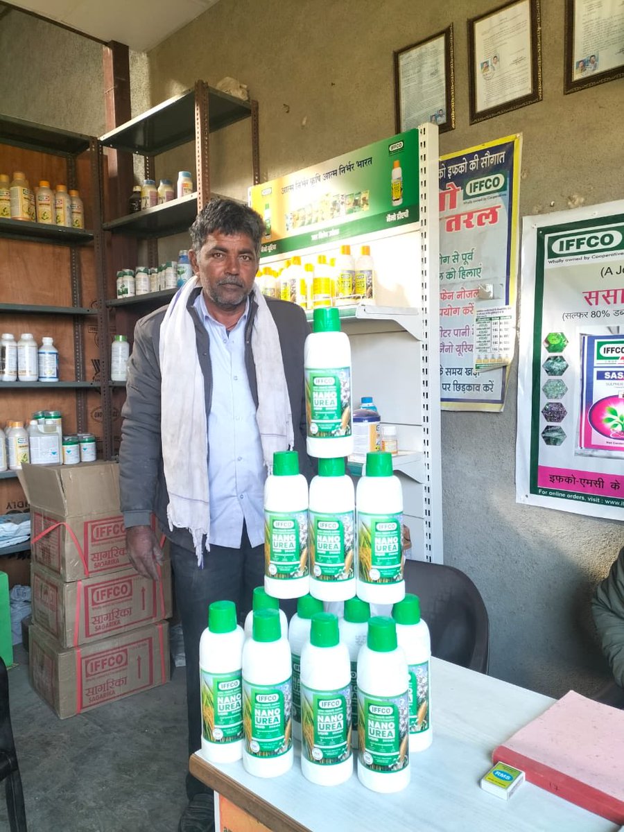 Progressive Farmer  Sh. Hanuman ji Saran of Churu district purchased 12Bottle Nano Urea  At Apni Buss Sardarshahar 
Village- Jivandesar ⁦@iffcoyogendra⁩ ⁦@drusawasthi⁩ ⁦@PMOIndia⁩ ⁦@fertmin_india⁩