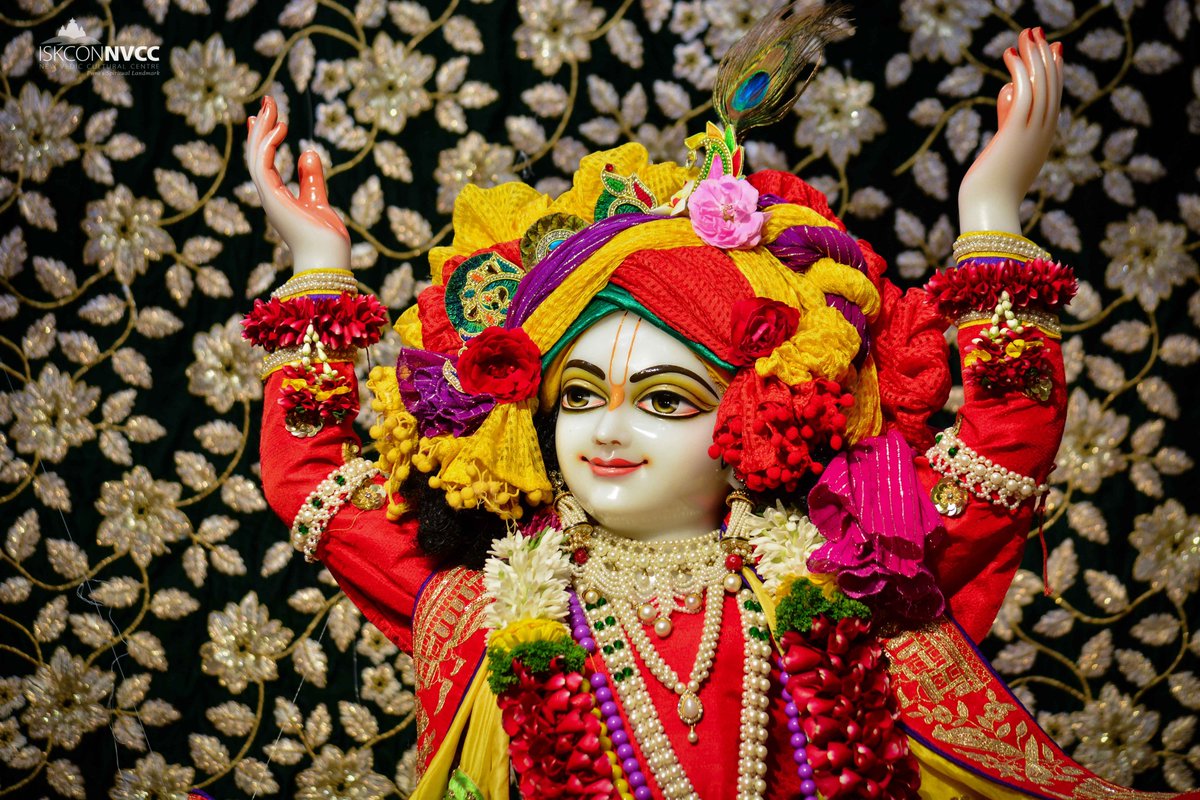 ISKCONPune's tweet photo. 🗓24-01-2024🙏🌷Today's Darshan🌷
🌷Sri Sri Gaur Nitai🌷
🚩@ISKCONNVCCPune🚩
.
.
#AyodhyaSriRamTemple #RamTemple #PranPratishtha #Ramjanmbhoomi
#SabkeRam #स्वागत_है_श्रीराम #Sriaram #jaisriram🚩
#24thjanuary #24thjanuary2024 #ISKCONNVCC #ISKCONPune #ISKCON
#ISKCONNVCCPune https://t.co/otFzwwoIV9