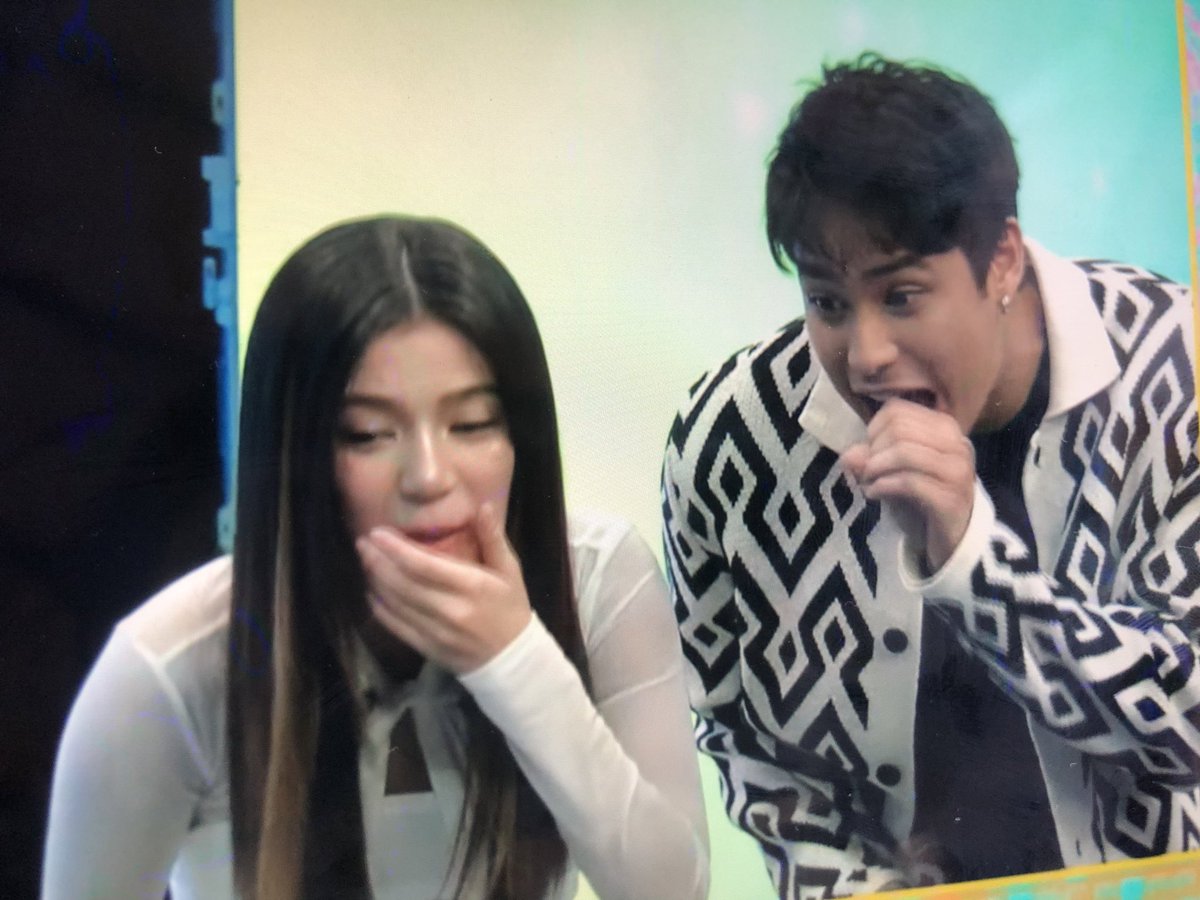 dbligaya's tweet image. ang cuteee!!

DONBELLE ON SHOWTIME

#DonBelle #ItsShowtimeNa
#DonnyPangilinan | #BelleMariano