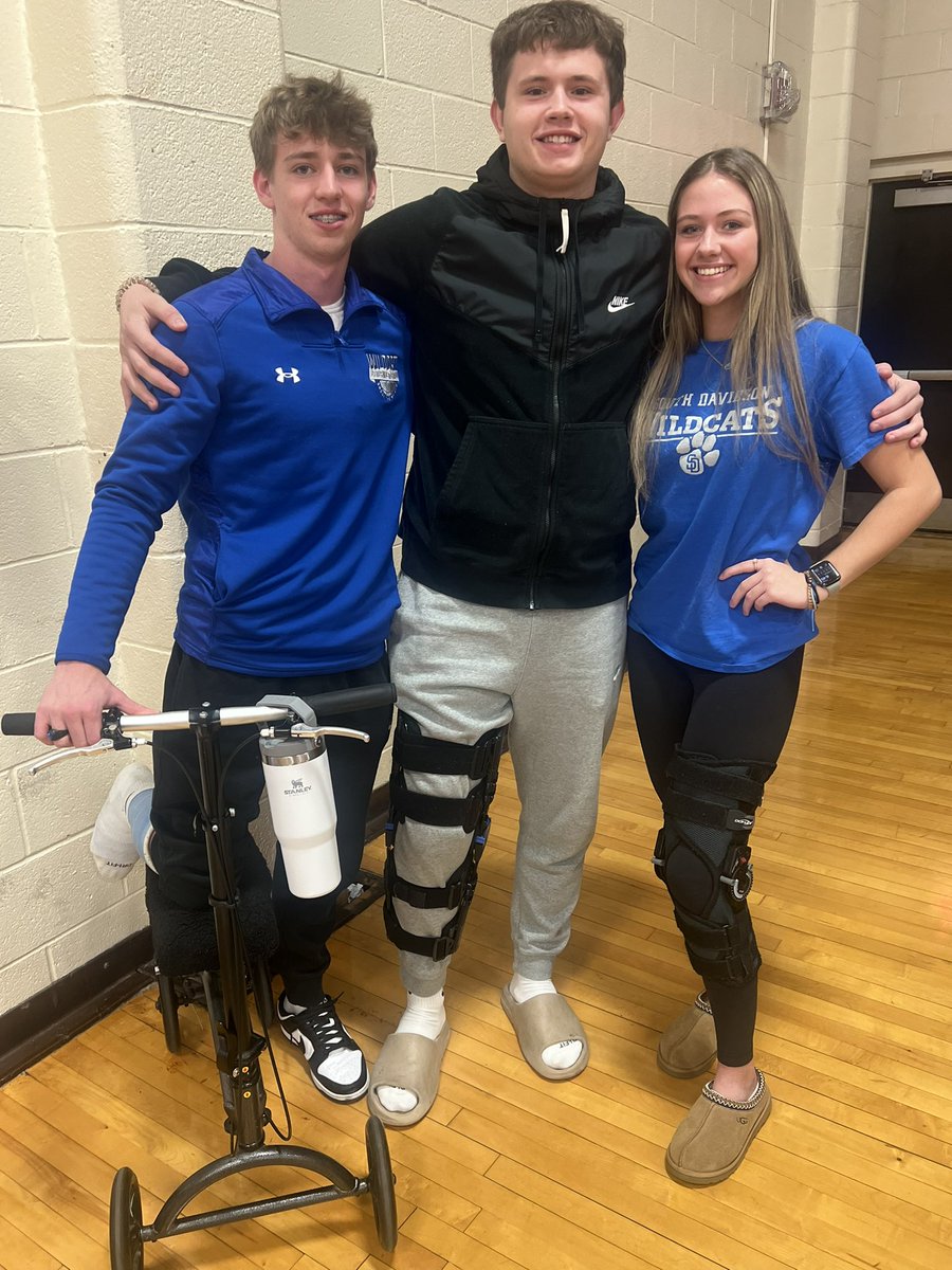 sdwildcatsports's tweet photo. CCC Basketball:  Wounded Wildcats limited to spectating only tonight at West Davidson.  1 ankle and 2 ACL surgeries but all 3 are hopefully on the road to recovery.  @EthanByerly4 @TannerWalters12 @anna_smith_12 https://t.co/TVMud4ObVx