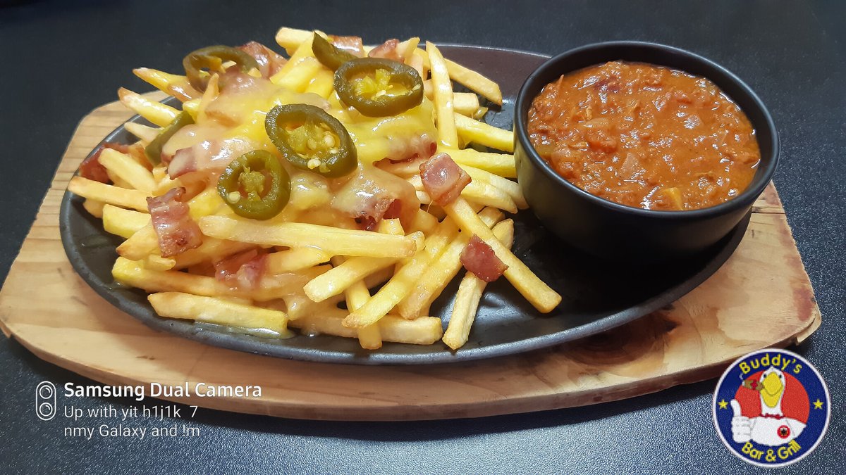 Buddy's Bar & Grill Bangkok tweet media