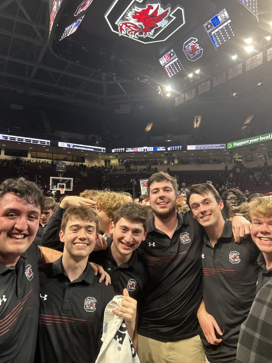 USCMBBmanagers's tweet photo. Why not us?? 🐔‼️🤙🏻 https://t.co/7NY8FzINe4