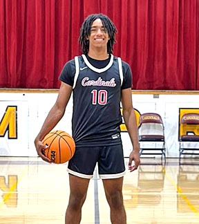 CalHiSports's tweet image. Congrats Donovan Desha (Cantwell-Sacred Heart).
SoCal Boys BB Player of Week.
In first 10 gms after late start due to transfer, he is at 23.3 ppg, including 29, 36 &amp;amp; 34 pts in last three outings. 
@RonMFlores @HaroldAbend @CSHMBasketball @James_Escarcega 
calhisports.com/2024/01/23/soc…