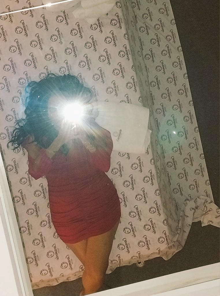JavierYCecy's tweet photo. Hagamos silencio...Dejemos que los cuerpos hablen.!! 🔥💋😈 https://t.co/Ztk5Ttd7tH