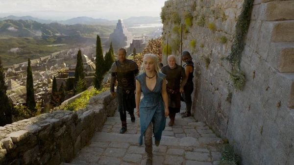 HoustonPike's tweet photo. Recent trip to Klis Fortress in Split Croatia where Daenerys crucifued the Great Masters at Meereen in Game of Thrones season 4 https://t.co/ELFtSOAk8J