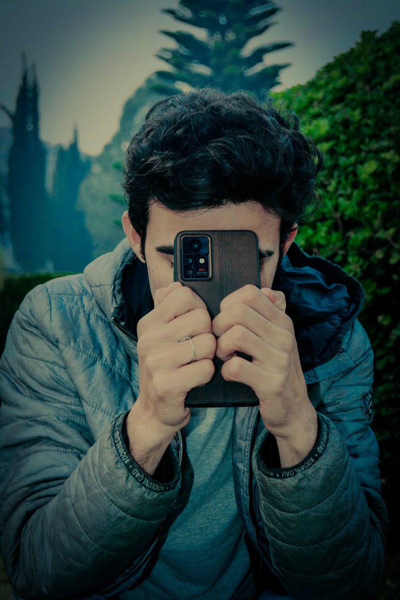 تجھ سے اِس تعلق میں کتنا مطلبی تھا میں 
مجھ کو آخری دم تک بس تری ہی ضرورت تھی 💔