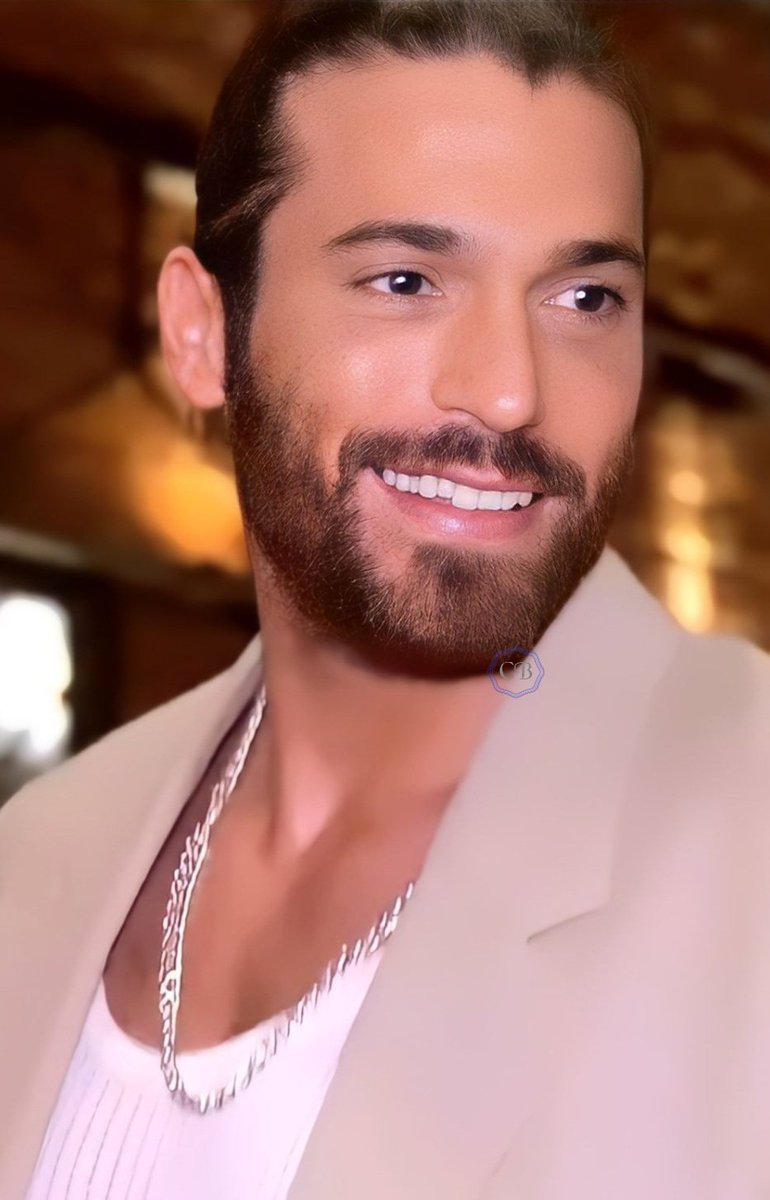 BUENOS DIAS YAMANAS 
Miércoles angelical
🍄🌿🍄🌿🍄🌿🍄🌿🍄

"La separación educa, sin duda, pero tu presencia es la educación que yo quiero"  
                                Ursula K. Le Guin
#CanYaman 
#ViolaComeIlMare2
#ElTurco 
#Sandokan