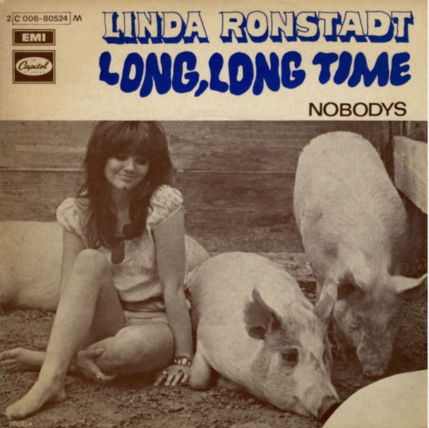 fneirad's tweet photo. Qué maravilla levantarse en Hoy por Hoy con #LongLongTime, cortesía de @sergio_sr, de la diosa LINDA RONSTADT (no os perdáis la portada del single original, 1970). No puede cantar desde hace 10 años, pero hace poco publicó una autobiografía culinaria ⬇️⬇️

https://t.co/HLWCWcSDdv https://t.co/u1yp6hWDhN